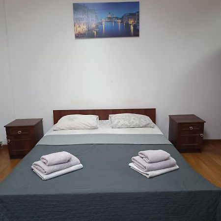 Apartments Domovik On Valenberga 3 Mukačevo Esterno foto