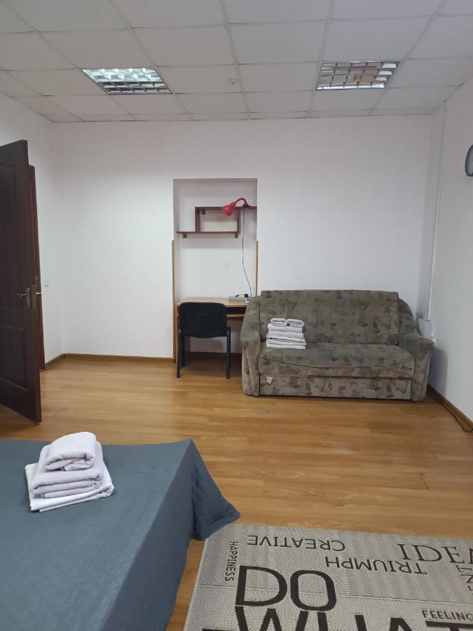 Apartments Domovik On Valenberga 3 Mukačevo Esterno foto