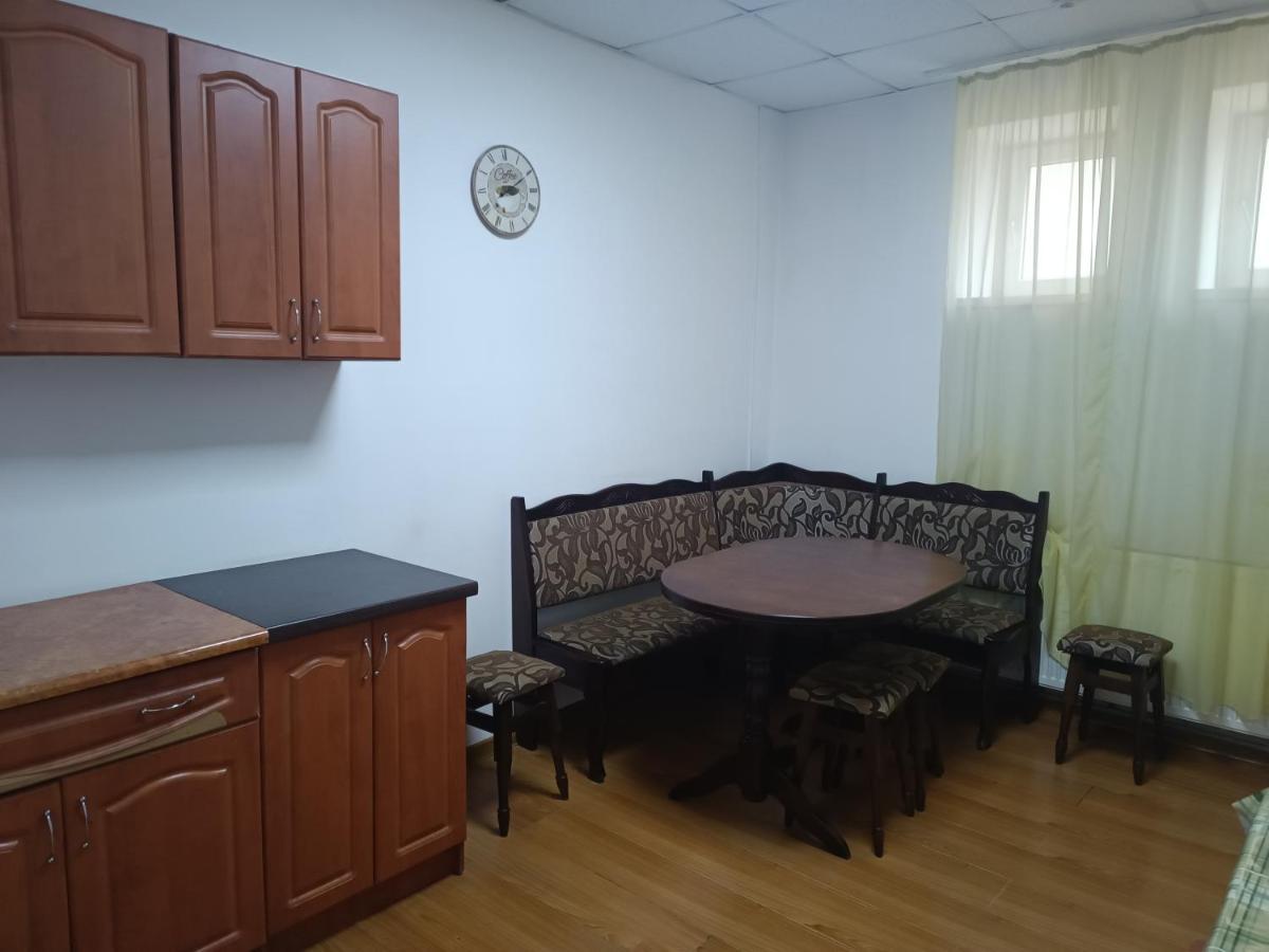 Apartments Domovik On Valenberga 3 Mukačevo Esterno foto